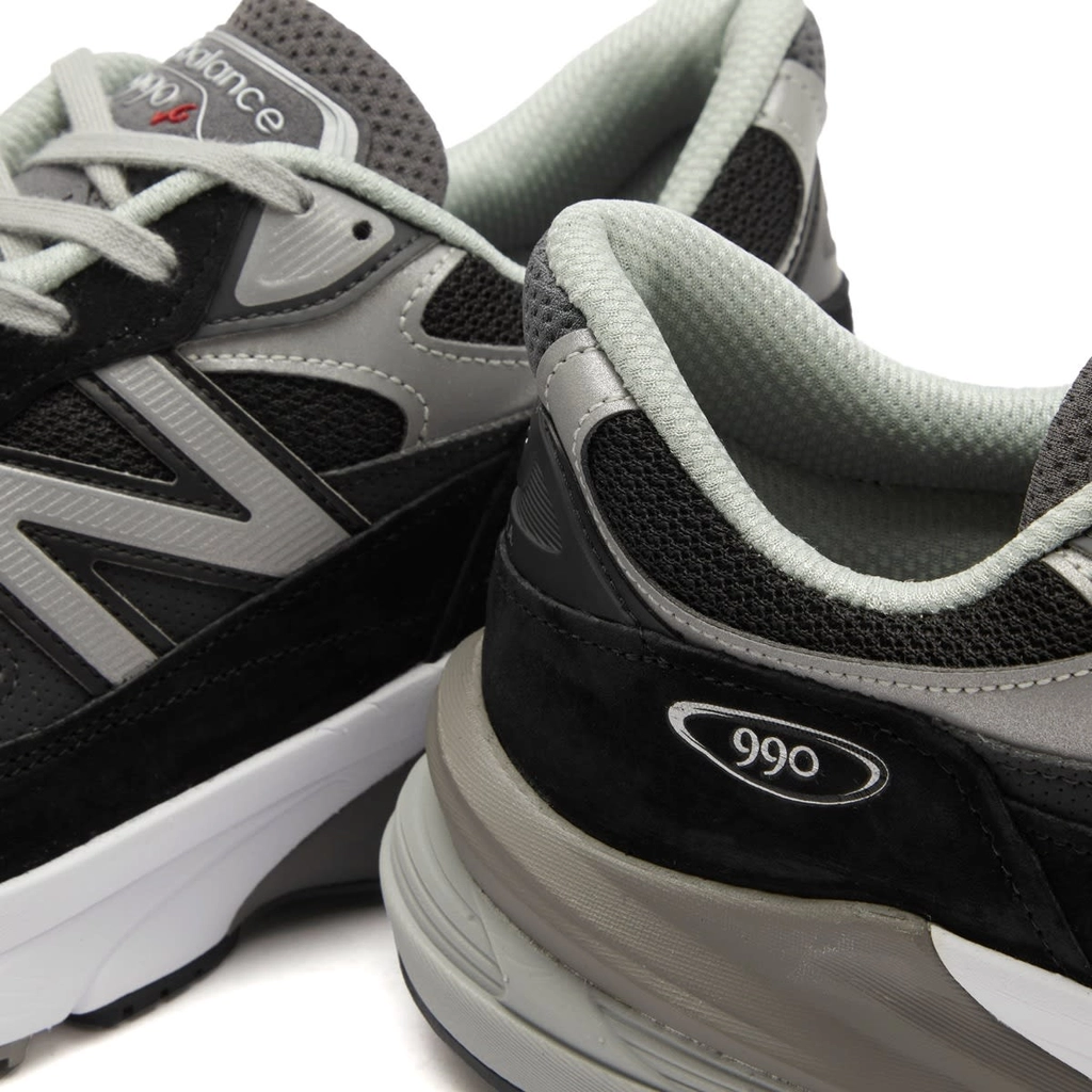 New Balance Men's M990BK6 - Made in USA Black